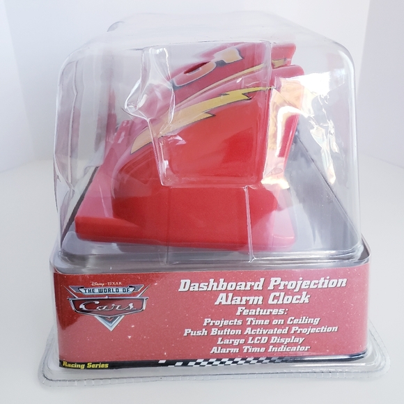 NEW Disney Pixar Cars Lightning McQueen Alarm Clock Projects Time on Ceiling - Picture 2 of 7